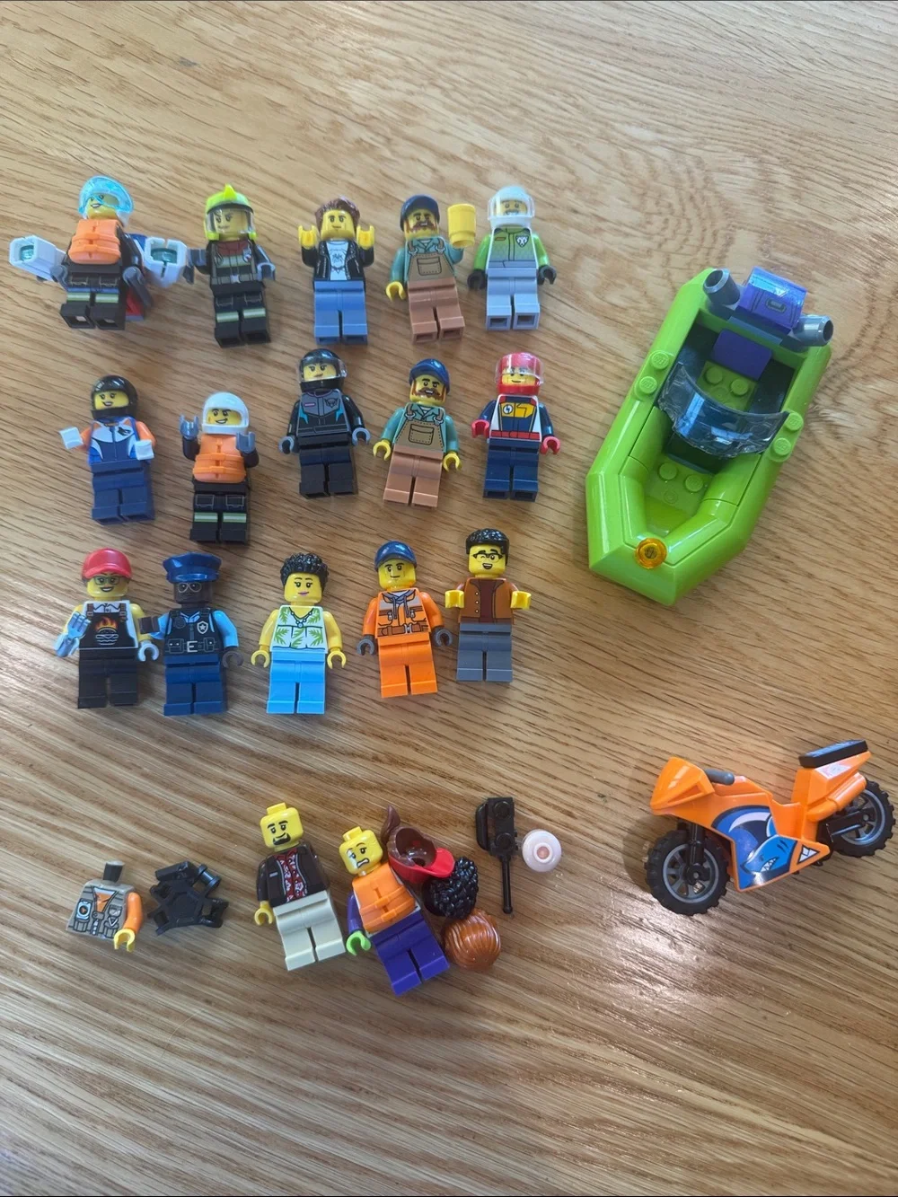 Geniune LEGO Minifigures lot of 15  plus Motorcycle, Boat accessories